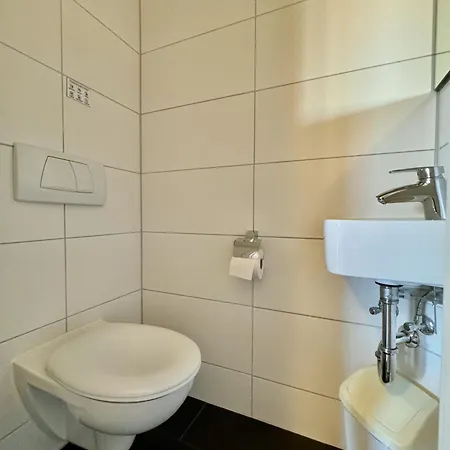 Apartment 396, Seepark *