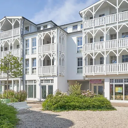 Apartment 396, Seepark *